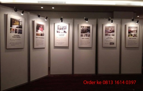 Sewa Panel Foto Putih