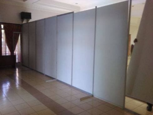 Sewa Flooring Partisi 