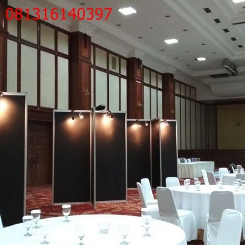 Sewa Panel Photo R8 Partisi Pameran Bandung 